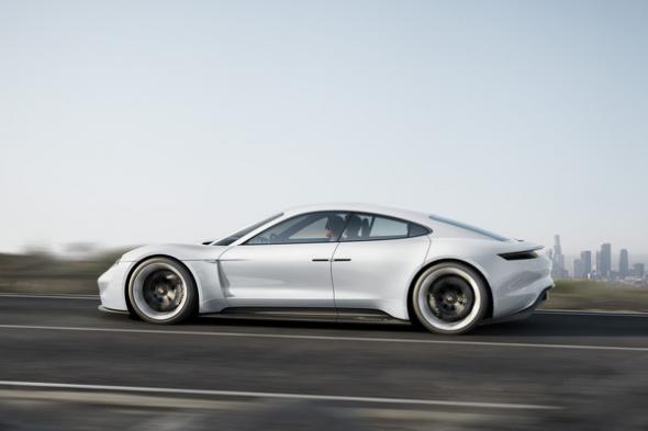 Электромобиль Mission E Concept от Porsche